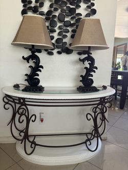 2 Lamps in good condition $55 for both