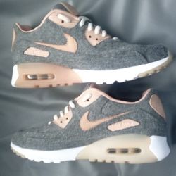 Nike Air Max 90 Ultra Premium Women's Size 7.5