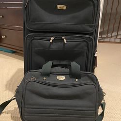 2 Piece Ricardo Luggage Set