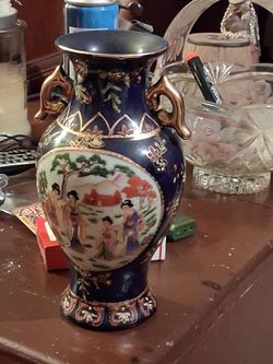 Asian Porcelain Vase with Gold Handles