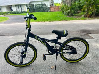 Huffy ignite 20” bike - blue and yellow