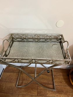 Metal new golden and silver mirror bartray that you can use in different ways