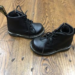 Dr. Martens 1460 4-Eye Boot - Baby / Toddler - Black Sz 6  