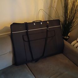 Art Portfolio Bag Case 32" x 20" Waterproof Nylon Artist Soft Carrying Drawings Nearly New!