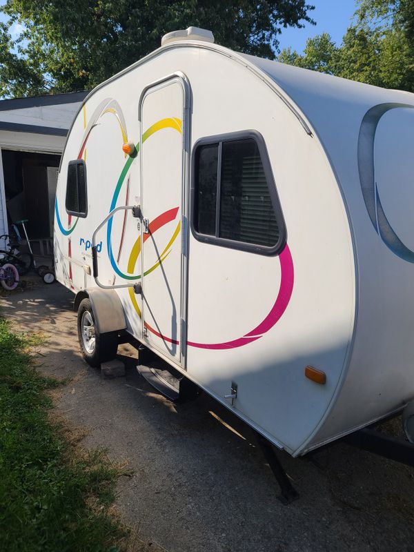 2010 r.pod camper for Sale in Indianapolis, IN OfferUp