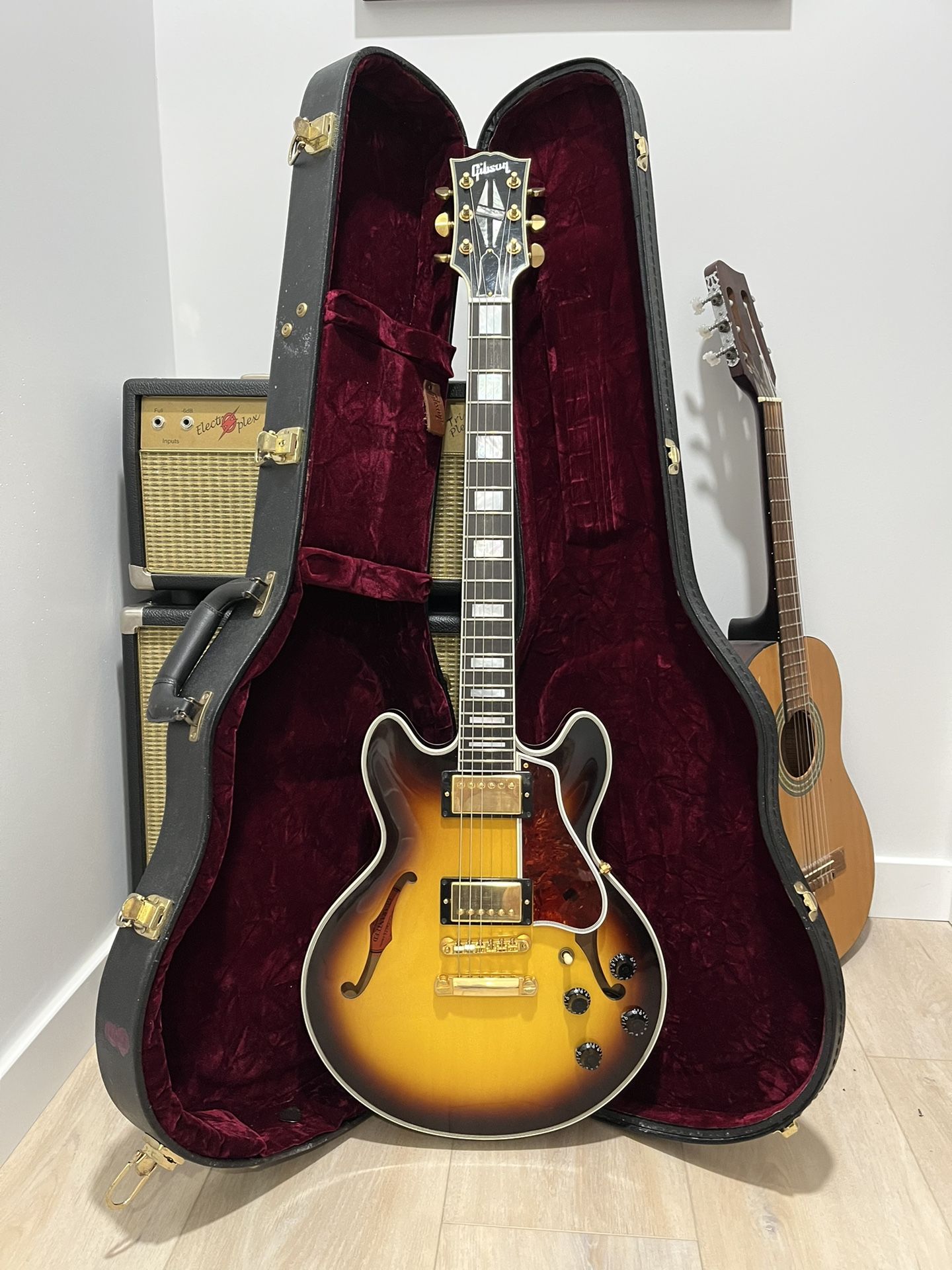 Gibson ES-359 Priced To Sell!!!