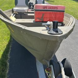 1986 &2017 Grumman , Calkin’s, Minn Kota V Bottom