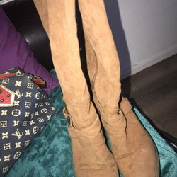 Knee high boots  7.5