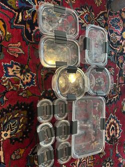 Rubbermaid Brilliance Food Storage Container Lot - 11 Containers with Lids (Airtight & Leakproof)