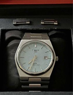 Tissot PRX Powermatic 80 light blue dial watch SIZE: 40MM