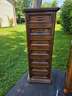Stunning 7-Drawer Solid Walnut Lingerie Dresser