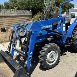 Front Loader Tractor 4x4 