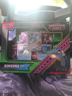 Pokémon TCG Shrouded Fable Kingdra ex Special Illustration Collection Box