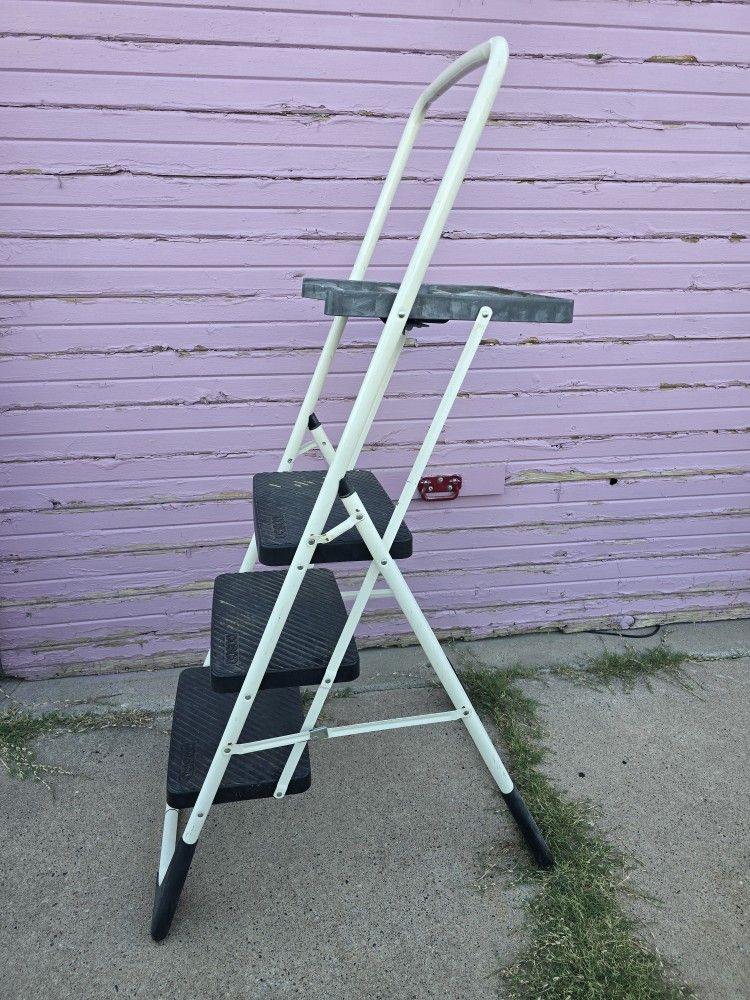 Cosco 3 Step Stool w/ Painting Tray