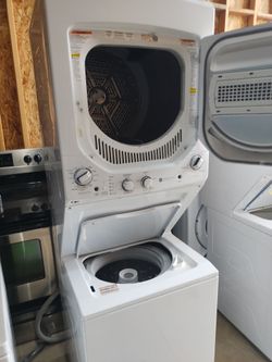 24 inch wide small capacity stackable washer and electric dryer set good working