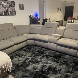 Large sectional recliner couch