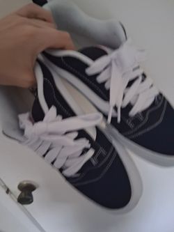 Vans Knu School