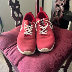 Nike Red and White Suede Air Max Tavas Athletic Sneakers size 10.5