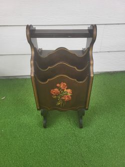 Vintage smokers stand with humidor box