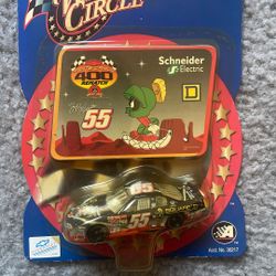 Looney Tune Toy Car
