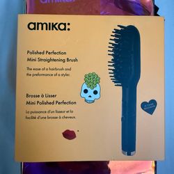 Brand new Anika Polished Perfection Mini Straightening Brush