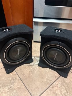 Pioneer Subwoofers and AMP