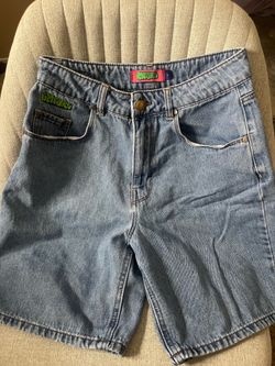 Women’s empyre Jorts