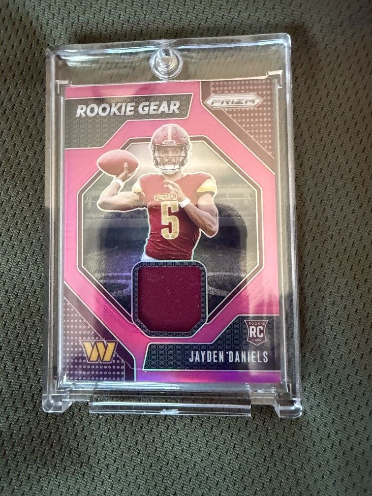 ROOKIE GEAR (PRIZM) Jayden Daniels