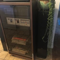 Vintage Jvc Stereo Ststem With Polk Audio Speakes Cabinet