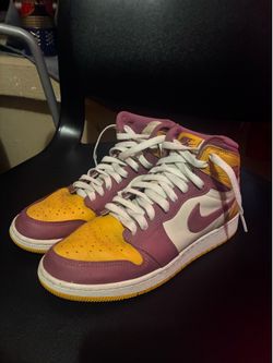 Jordan 1s "Brotherhood"