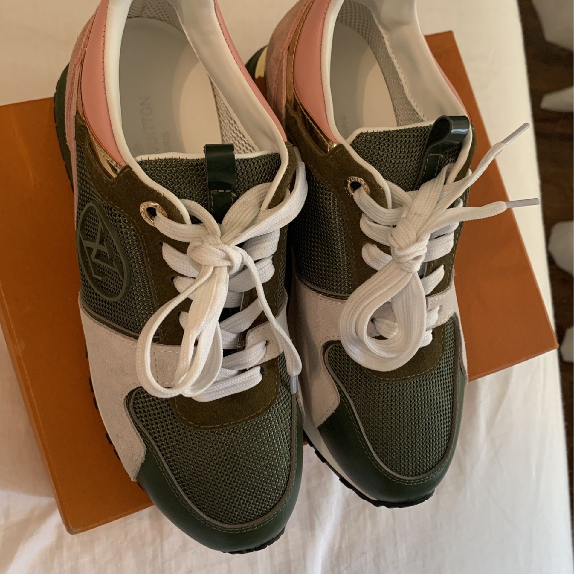 LV Women's Sneakers. Genuine leather. Authentic quality. Great for Sale in  New York, NY - OfferUp