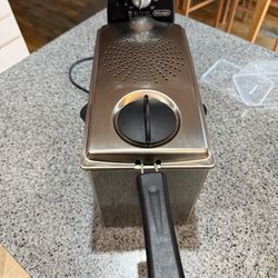 DeLonghi Oil Fryer