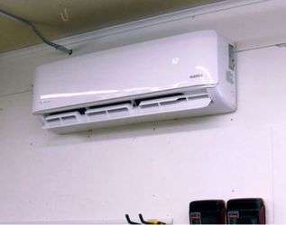 Mini split air conditioner- minisplit - splitter - air conditioning - ac unit