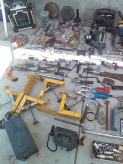 Miscellaneous tools for sale over hundreds of dollars in profit for the low low price