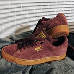 Puma Classic Suede Sneakers
