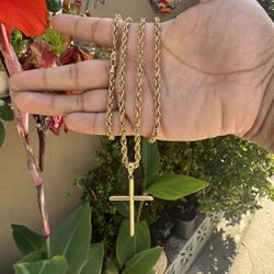 14K Gold Rope Chain – With Cross Pendant