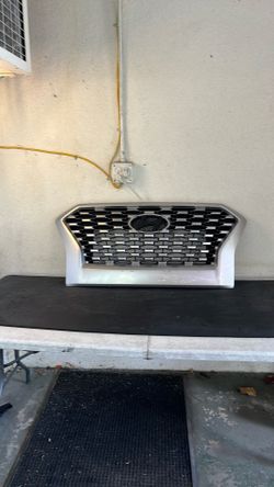 2020 2021  2022 Hyundai Palisade Front Bumper Grille 86352-S8BA0
