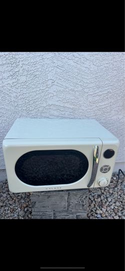 Galanz Countertop Microwave Oven 1100 Watt