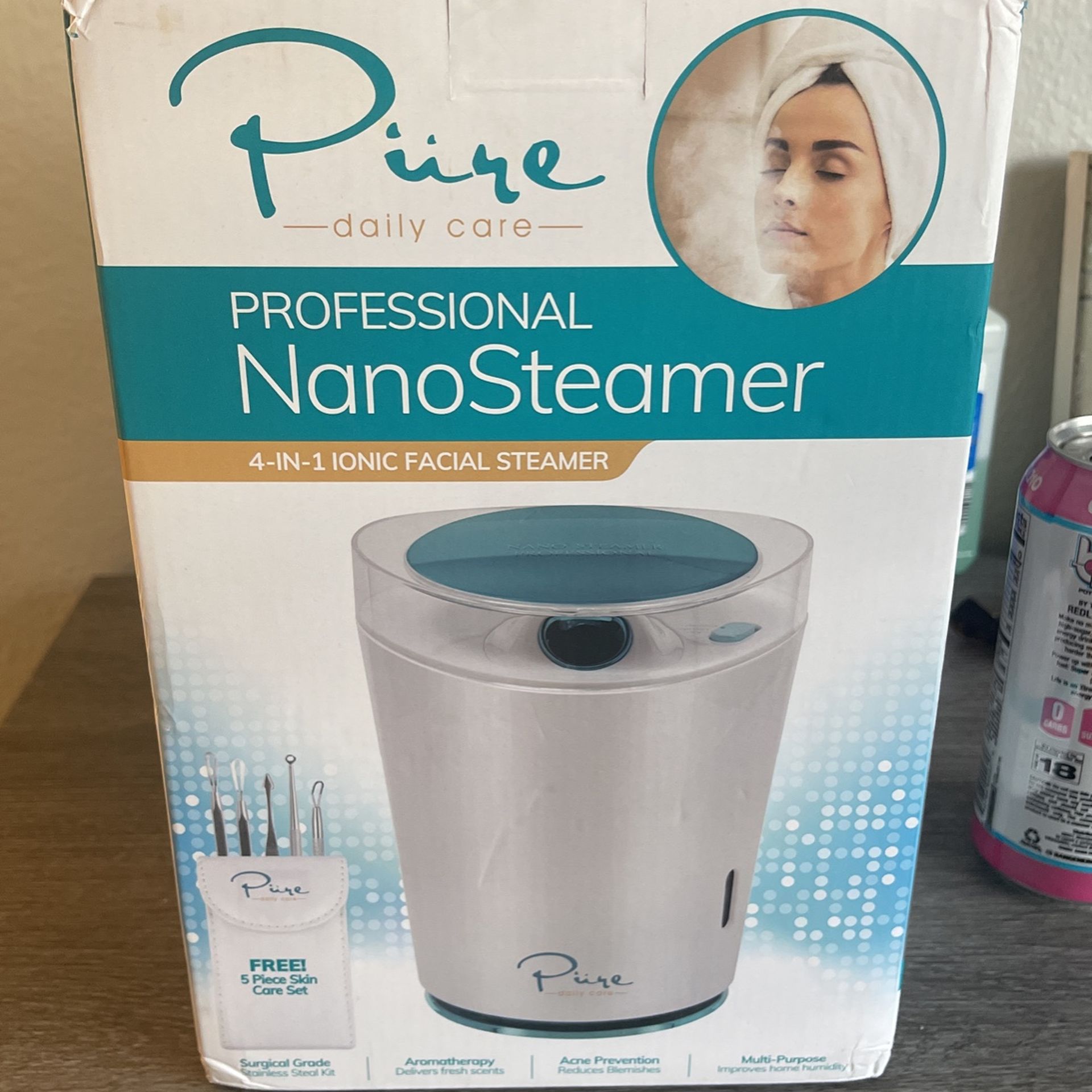 Facial steamer