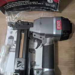 SENCO PW150 Heavy Duty Stapler, Pneumatic 16 Gauge, 3/4"–1 1/2"