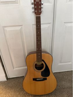 Guitar for sale !!