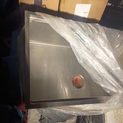 Undermount Single Bowl Workstation Sink 