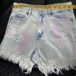 Women's Short Size 3 New