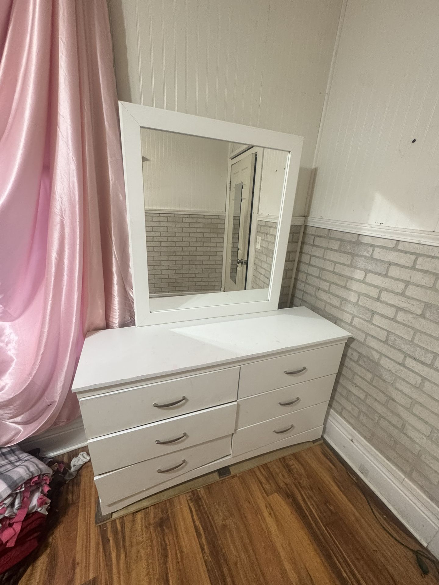 white vanity dresser