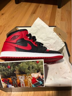 Jordan 1 Mid Banned