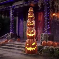 Large 8 Foot Halloween Pumpkin Skull Stack 