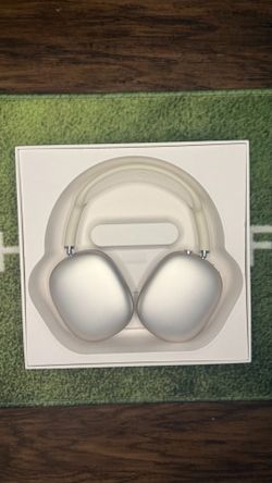 Apple AirPods Max Type C “Starlight” Open Box