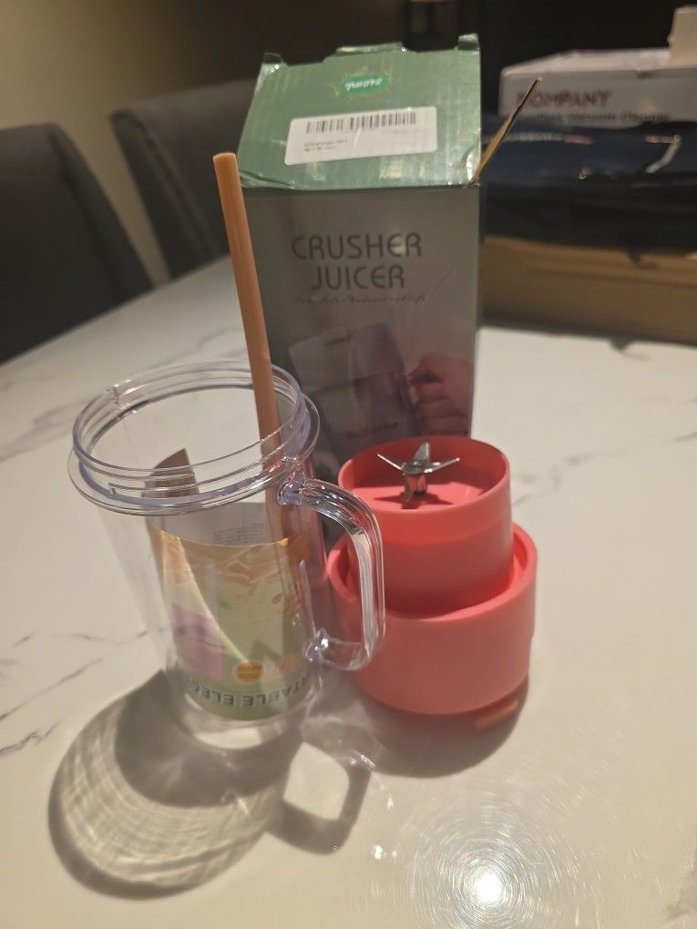 Crusher Juicer Pink