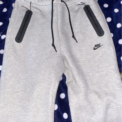 nike joggers