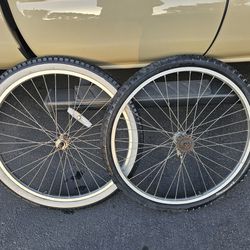 26x2.125 RIMS AND TIRES FOR BIKE CRUISER